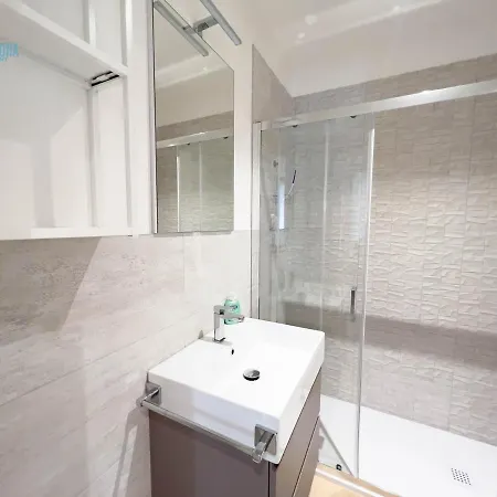 公寓 Cavana 5 Tirabora Short Rent 的里雅斯特