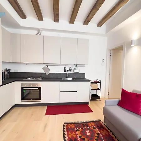 Cavana 5 Tirabora Short Rent Appartement