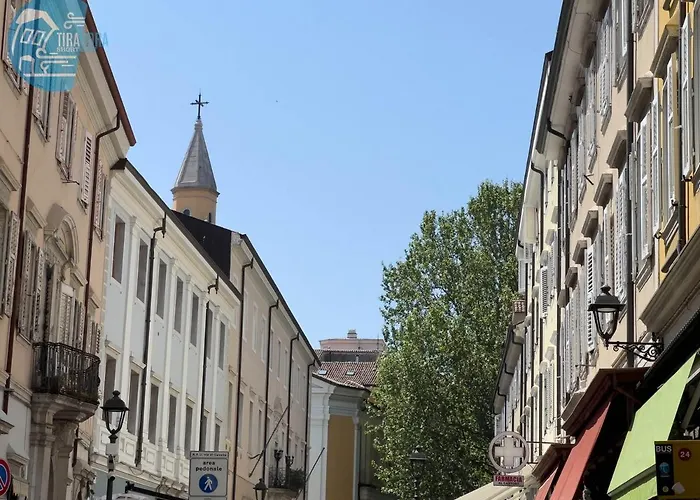 Cavana 5 Tirabora Short Rent Appartement