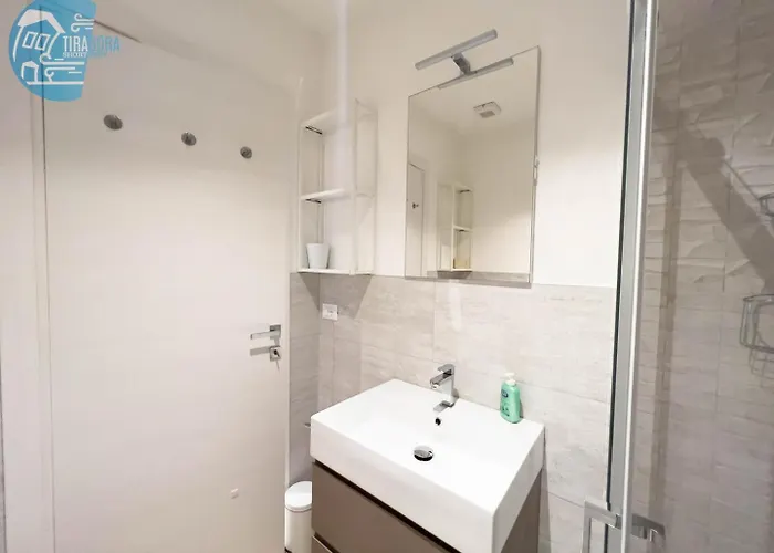 Cavana 5 Tirabora Short Rent * Triëst